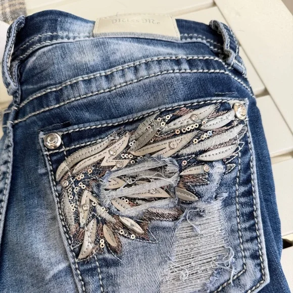 Miss Me Jeans Size 30 Ankle Skinny Rhinestones Angel Wing Sequins Distressed - Picture 2 of 11